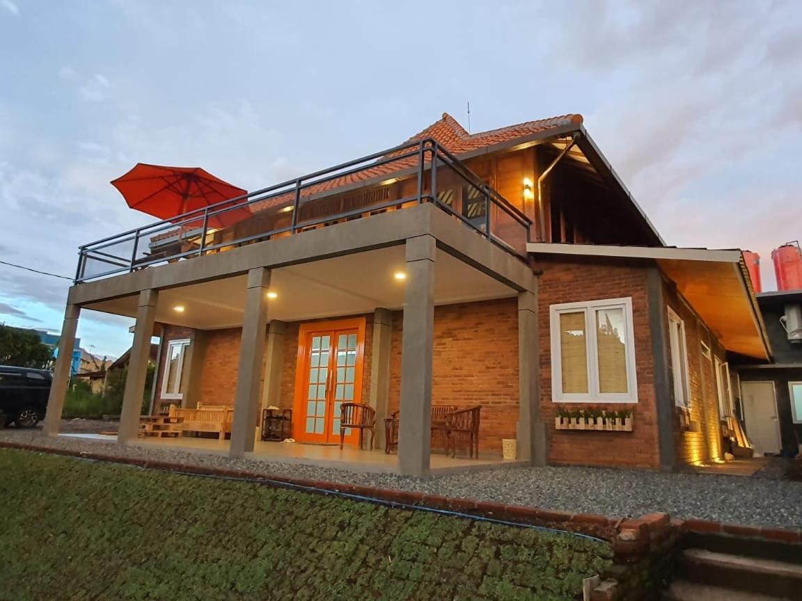 Wulan Cottage Лембанг Экстерьер фото